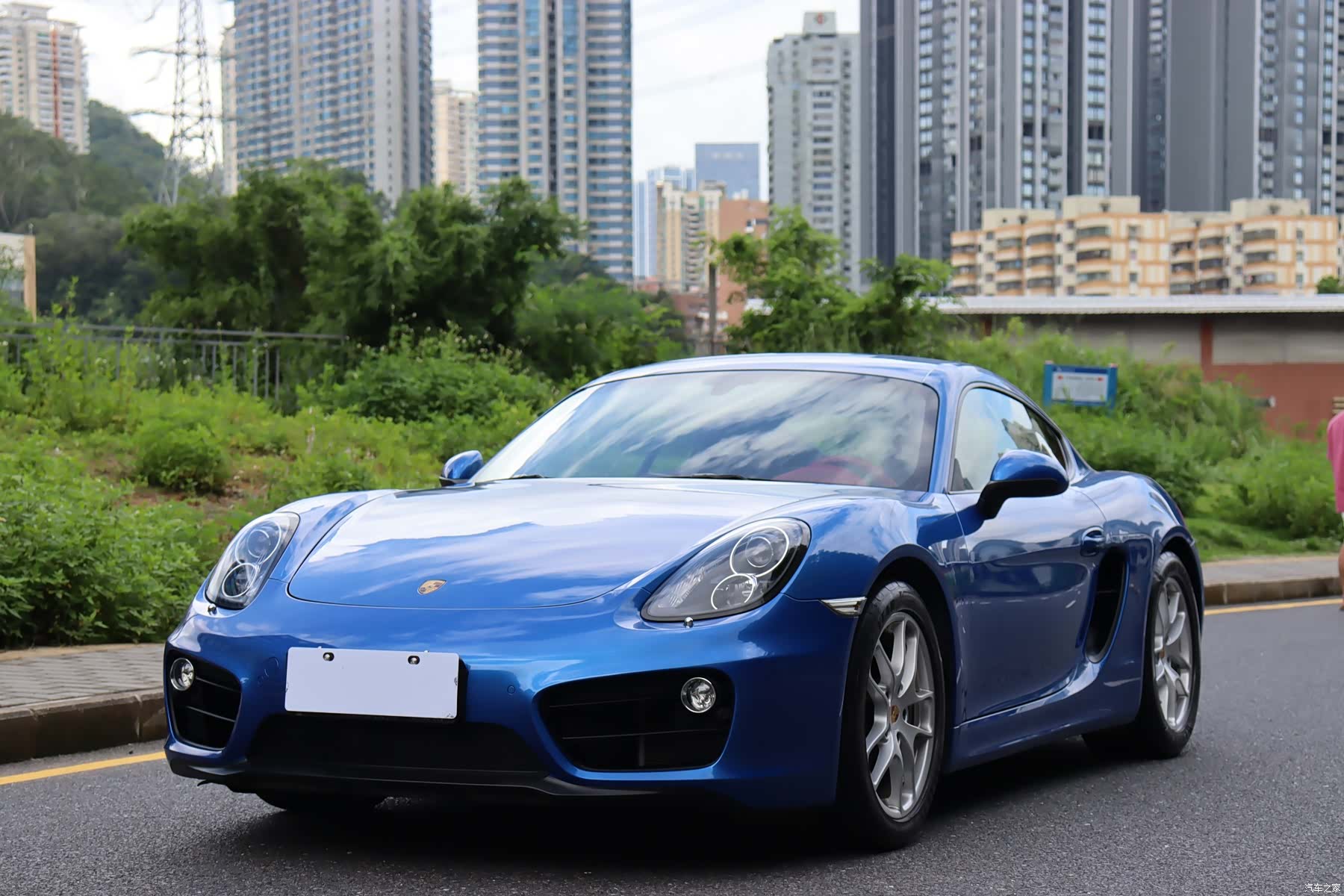 Porsche Cayman, 2016 1