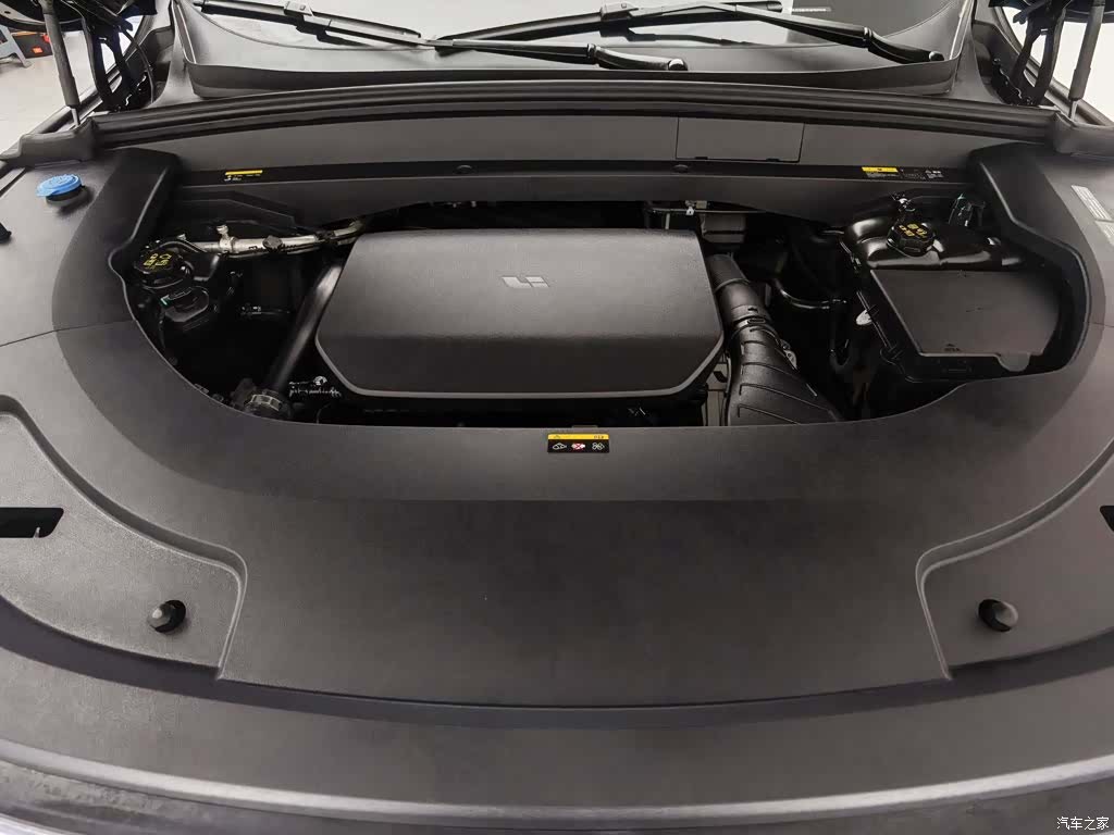 Li Auto L7, 2023 6