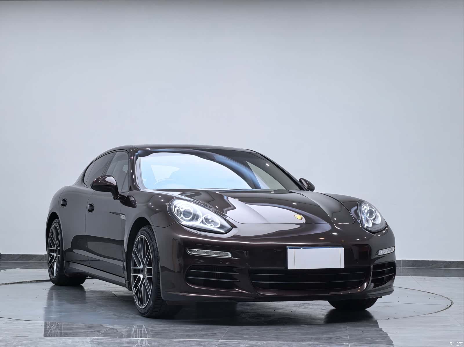 Porsche Panamera, 2016 3