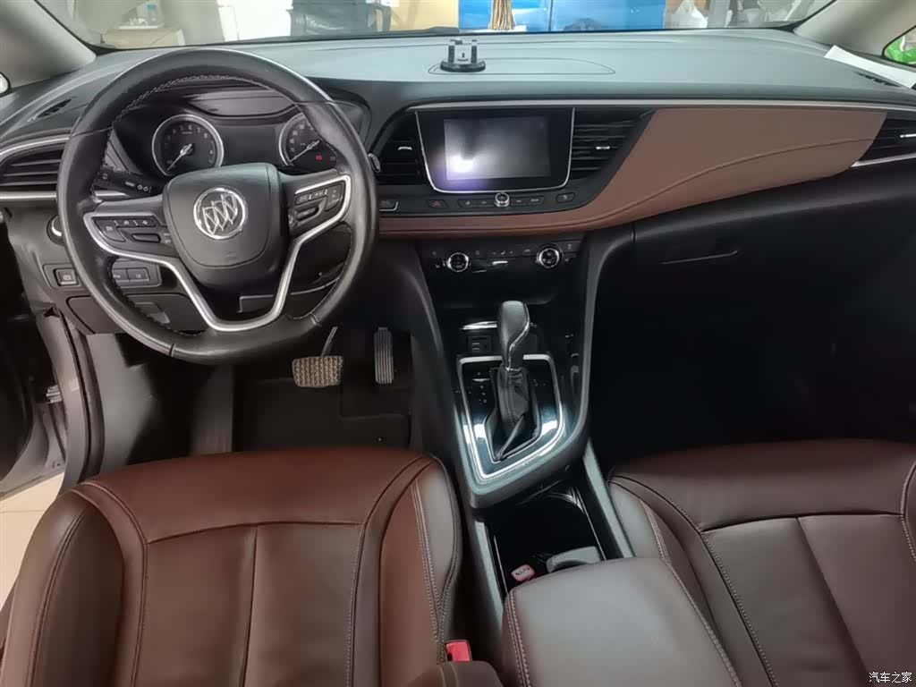 Buick GL6, 2018 10