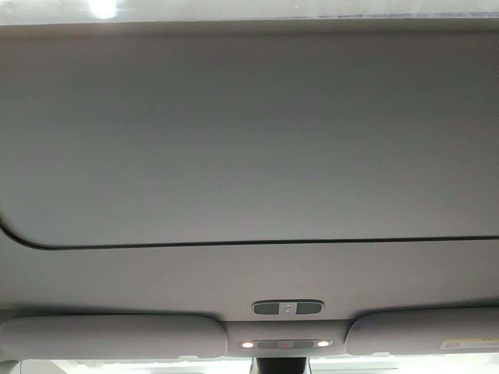 Tesla Model Y, 2022 18