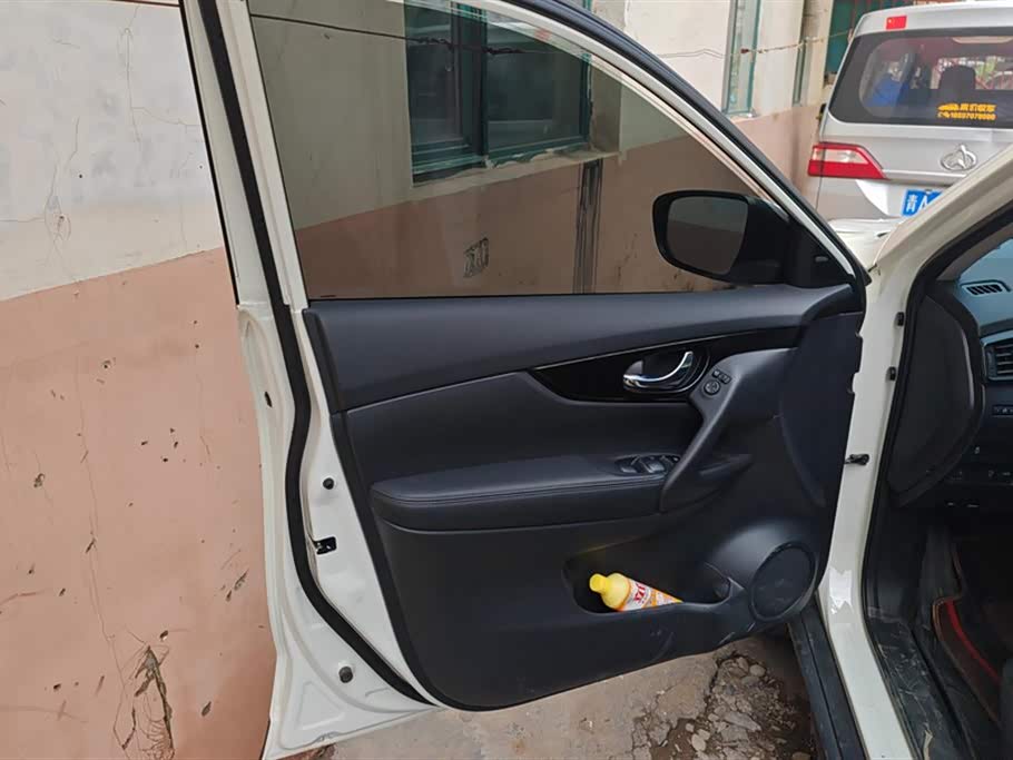 Nissan Qijun