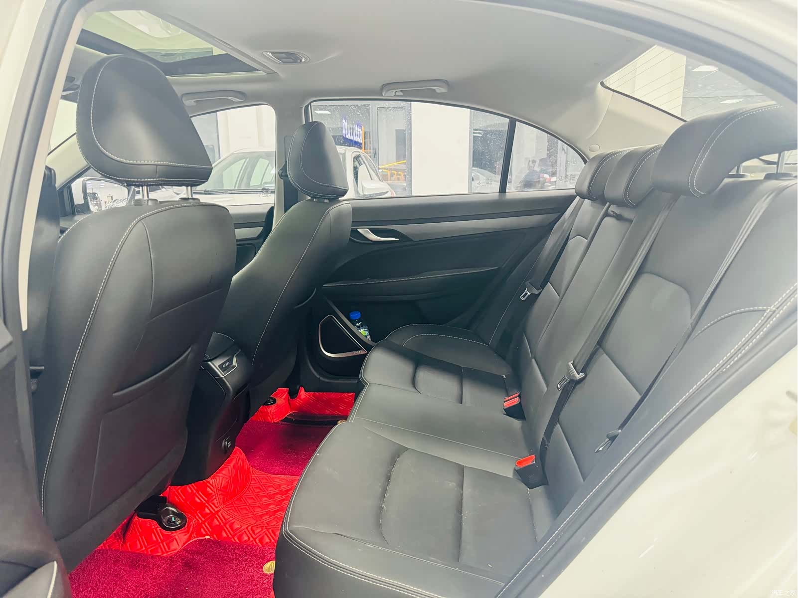 Geely Emgrand, 2021 все фото