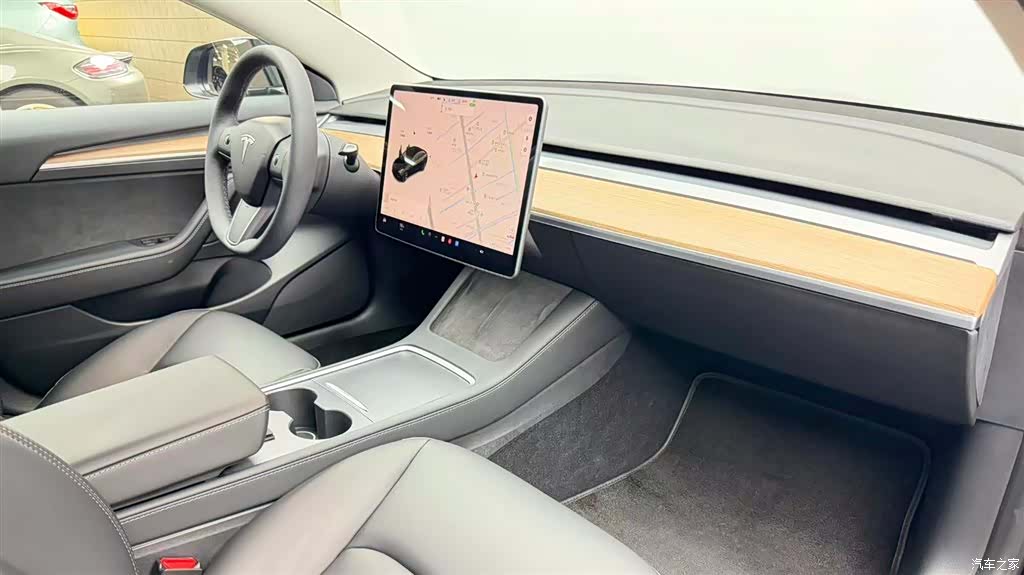 Tesla Model 3, 2021 8