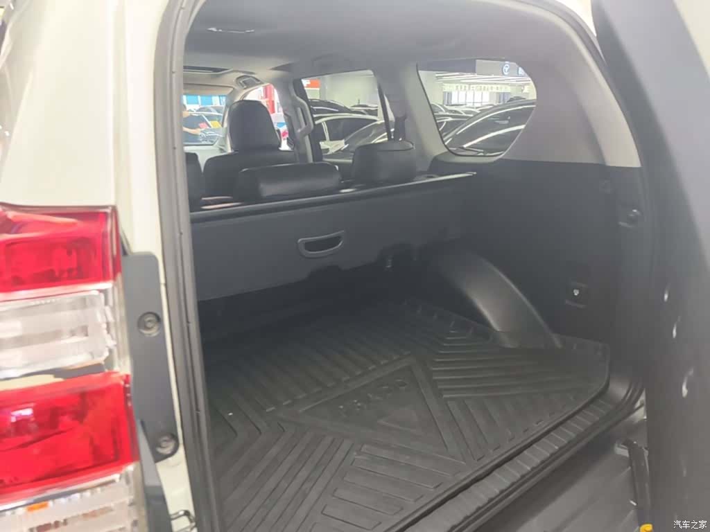 Toyota Prado, 2017 19