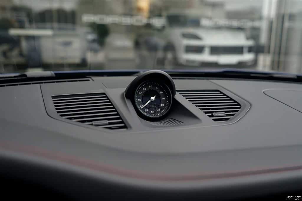 Porsche 911, 2025 21
