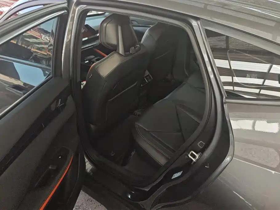 Changan UNI-V Smart iDD