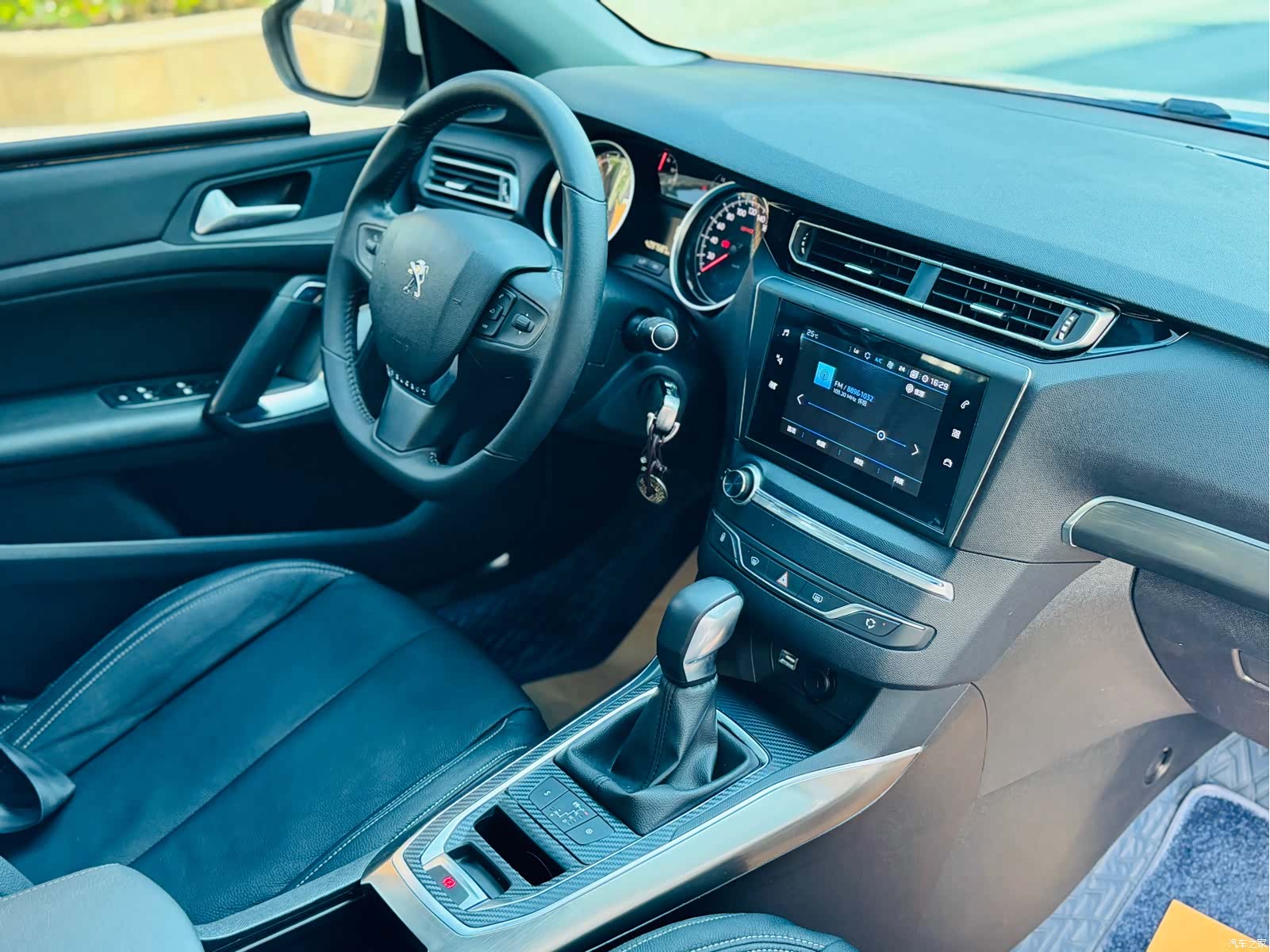 Peugeot 408, 2018 9