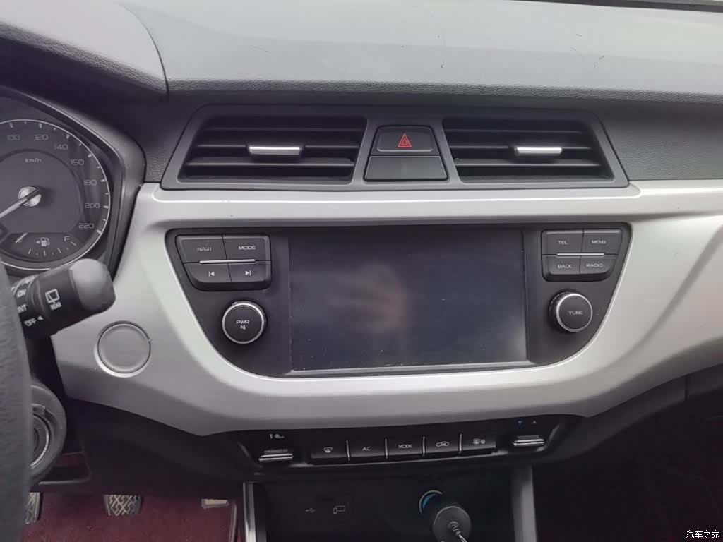 Geely X3, 2020 13