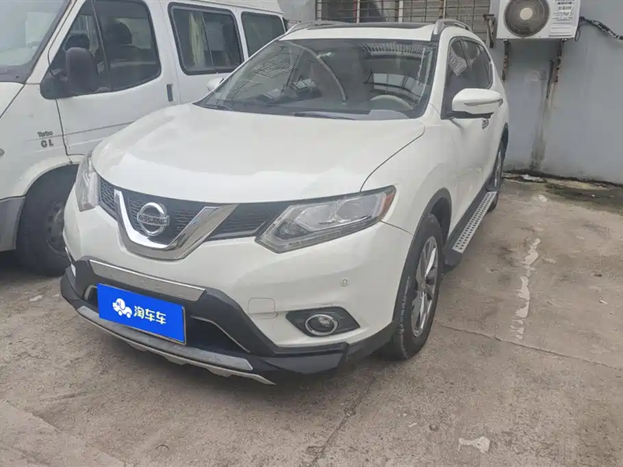 Nissan Qijun