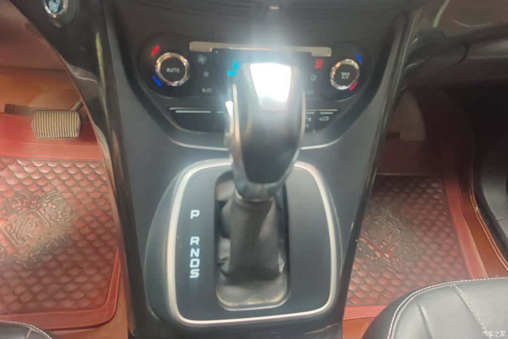 Ford Kuga, 2014 16