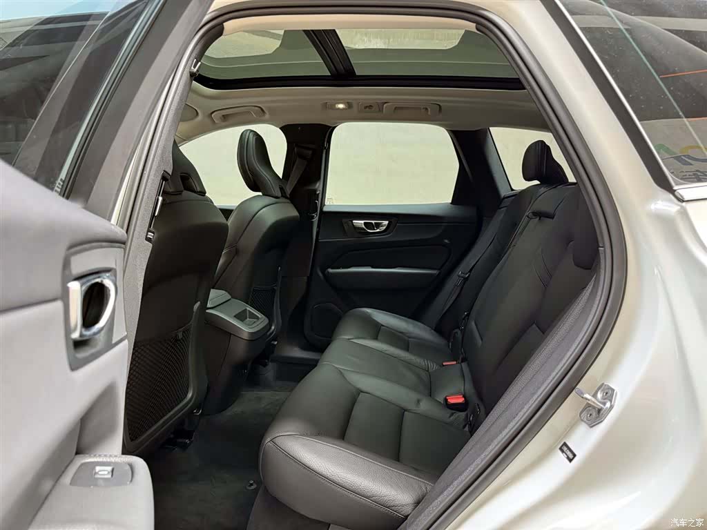 Volvo XC60, 2021 10