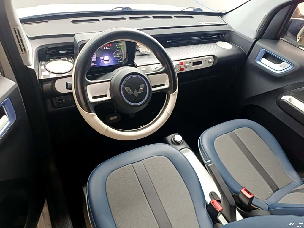 Wuling MINIEV, 2023 10