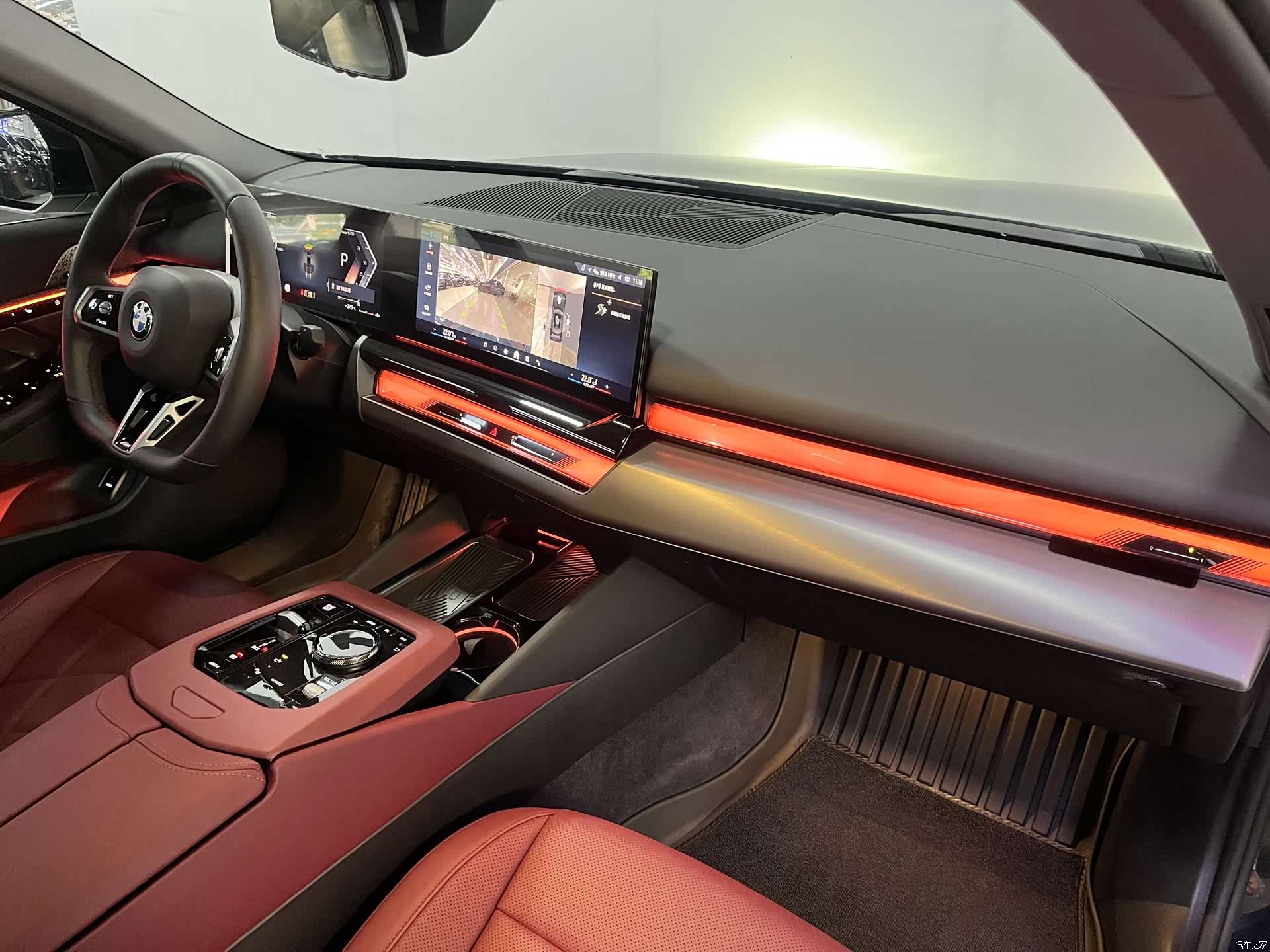 BMW 5 Series, 2025 7