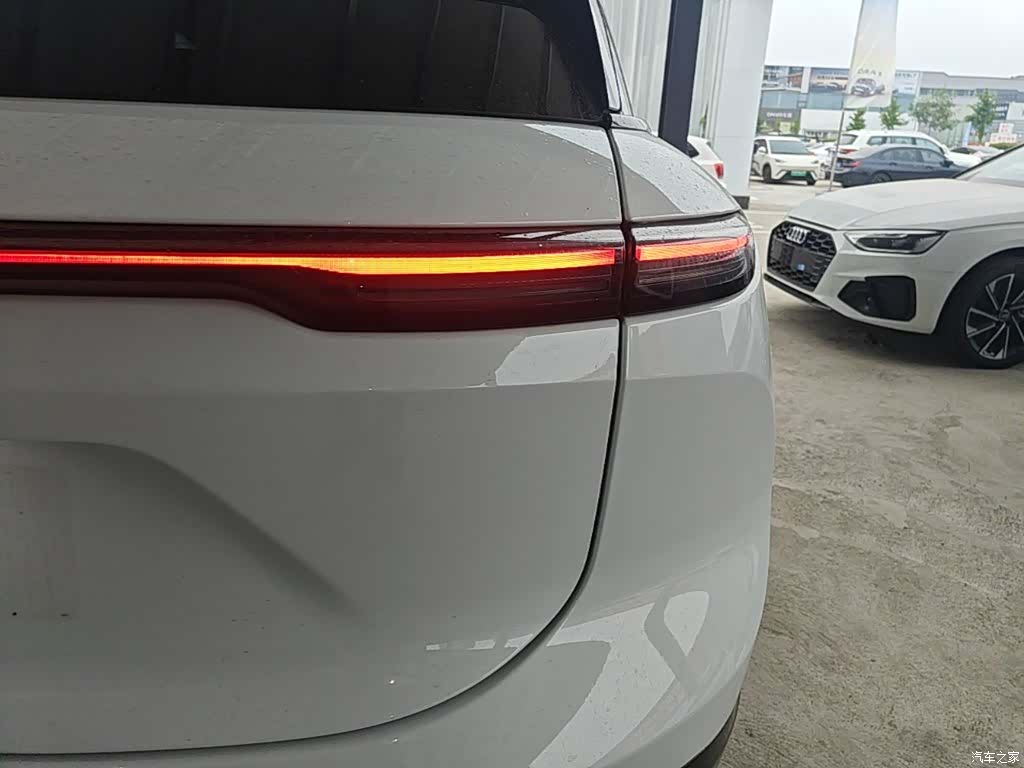 NIO ES6, 2023 8