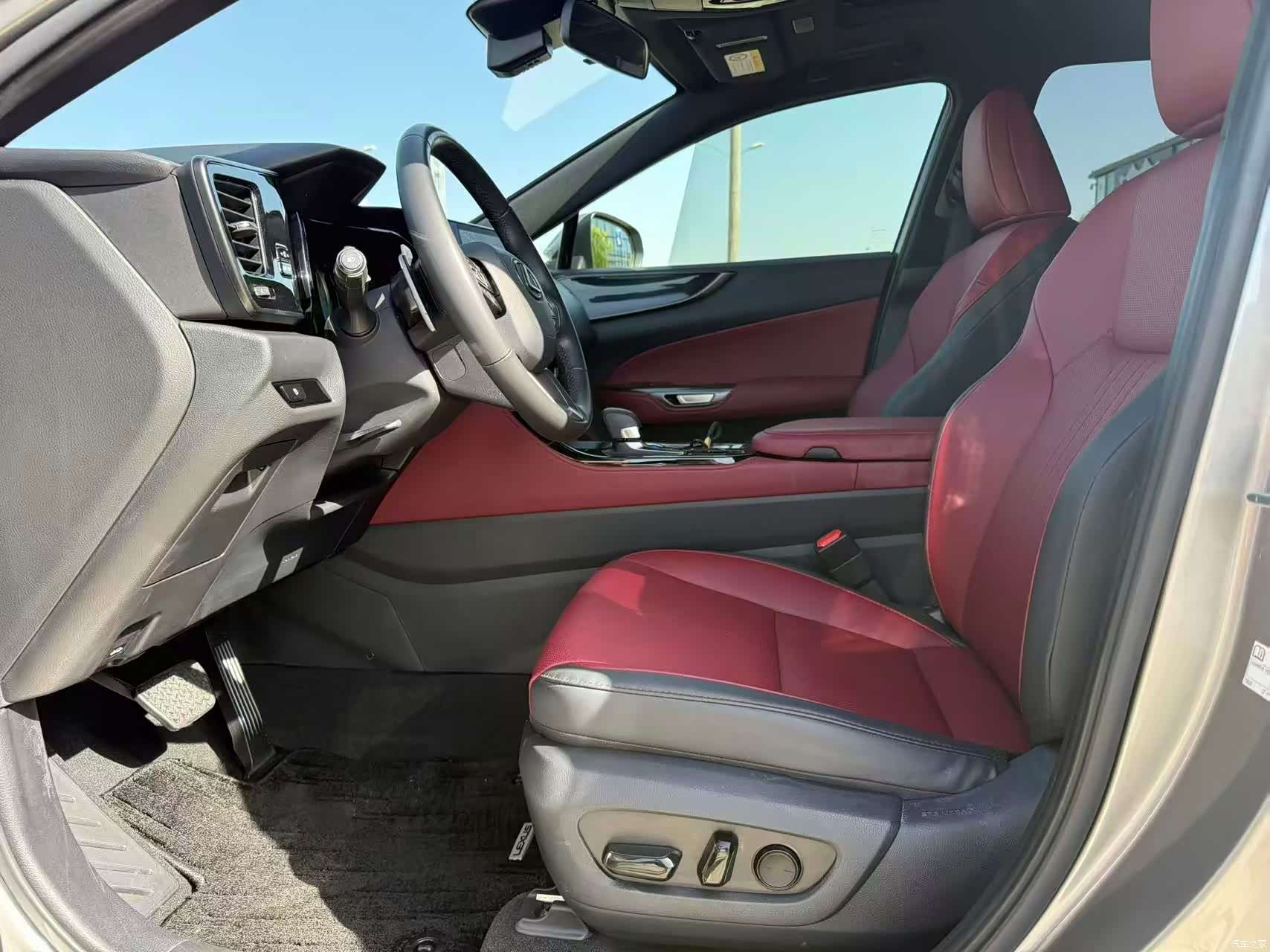 Lexus NX, 2023 7