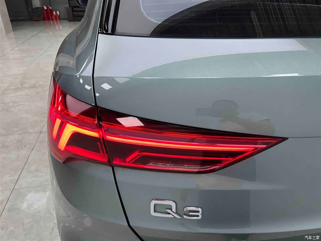 Audi Q3, 2023 19