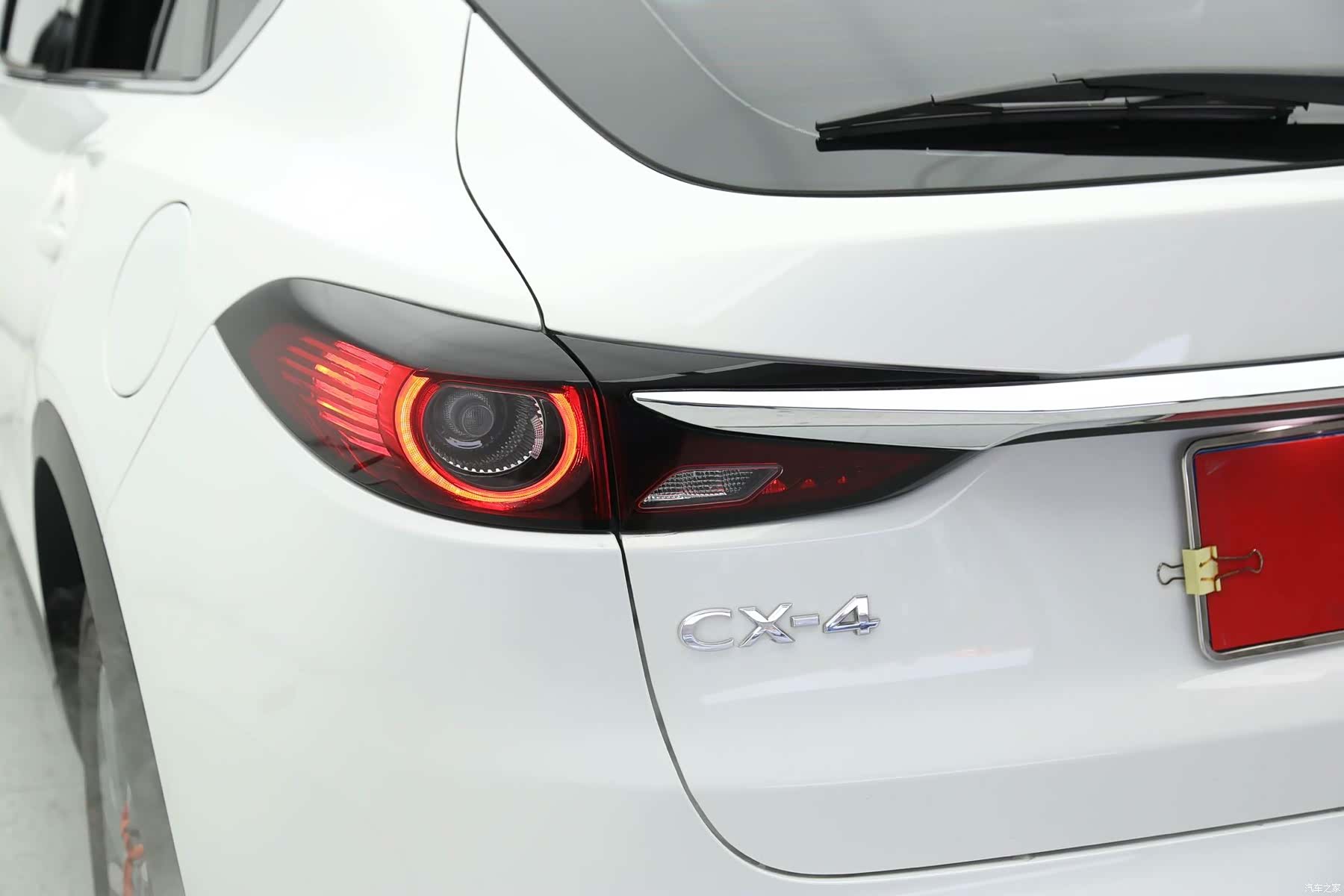 Mazda CX-4, 2023 9