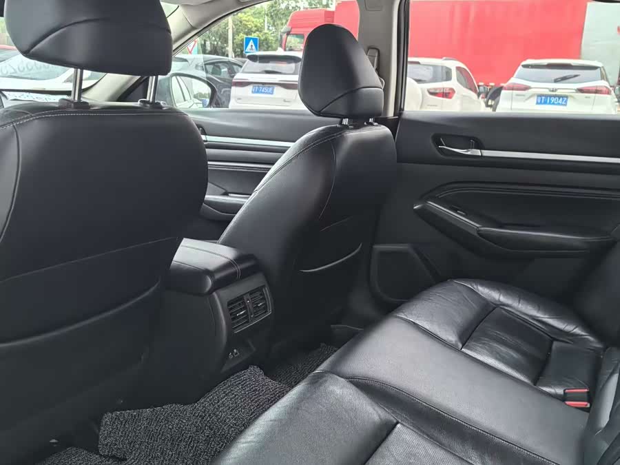 Nissan Altima 2020, фото 6