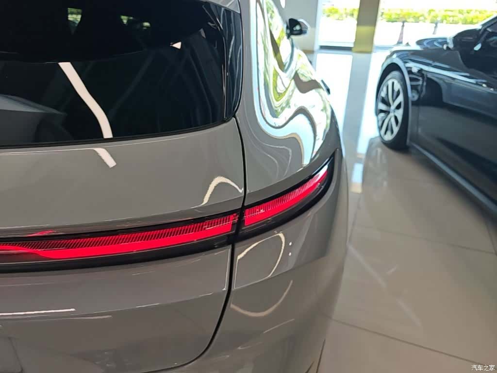 NIO ET5, 2023 8