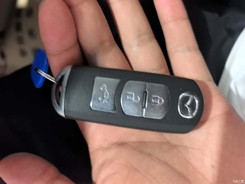 Mazda Atenza, 2017 9