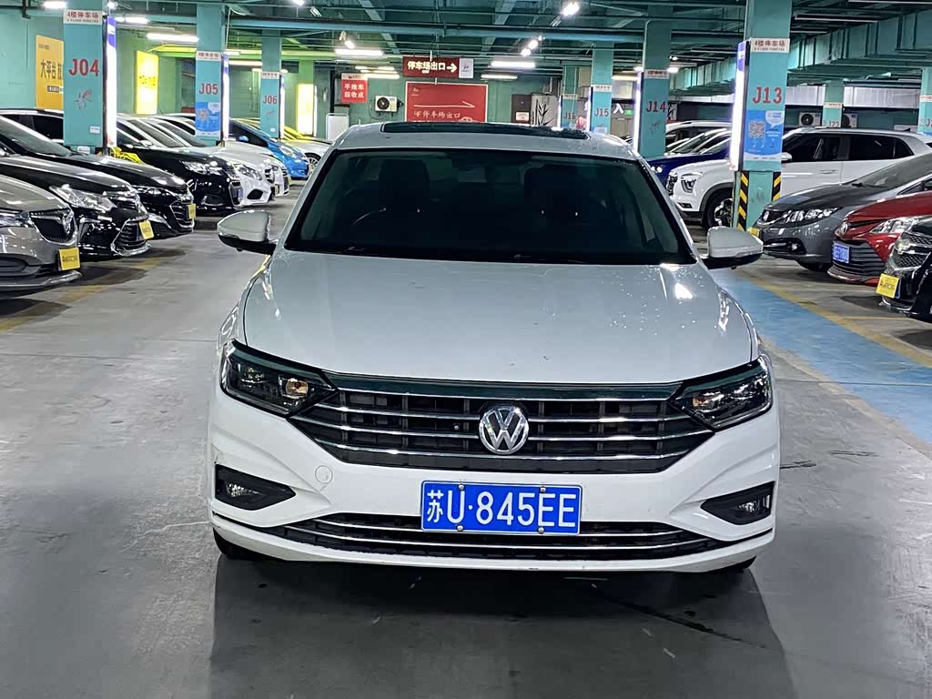 Volkswagen Sagitar