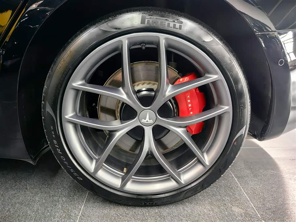 Tesla Model 3 Tesla Model 3