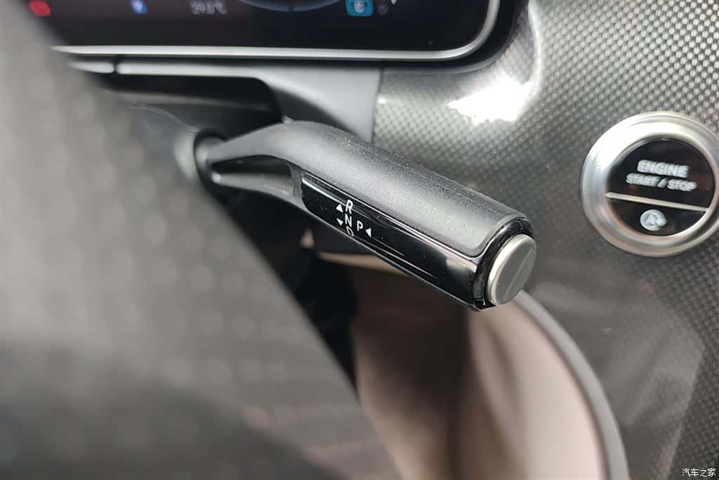 Mercedes-Benz CLE, 2024 16