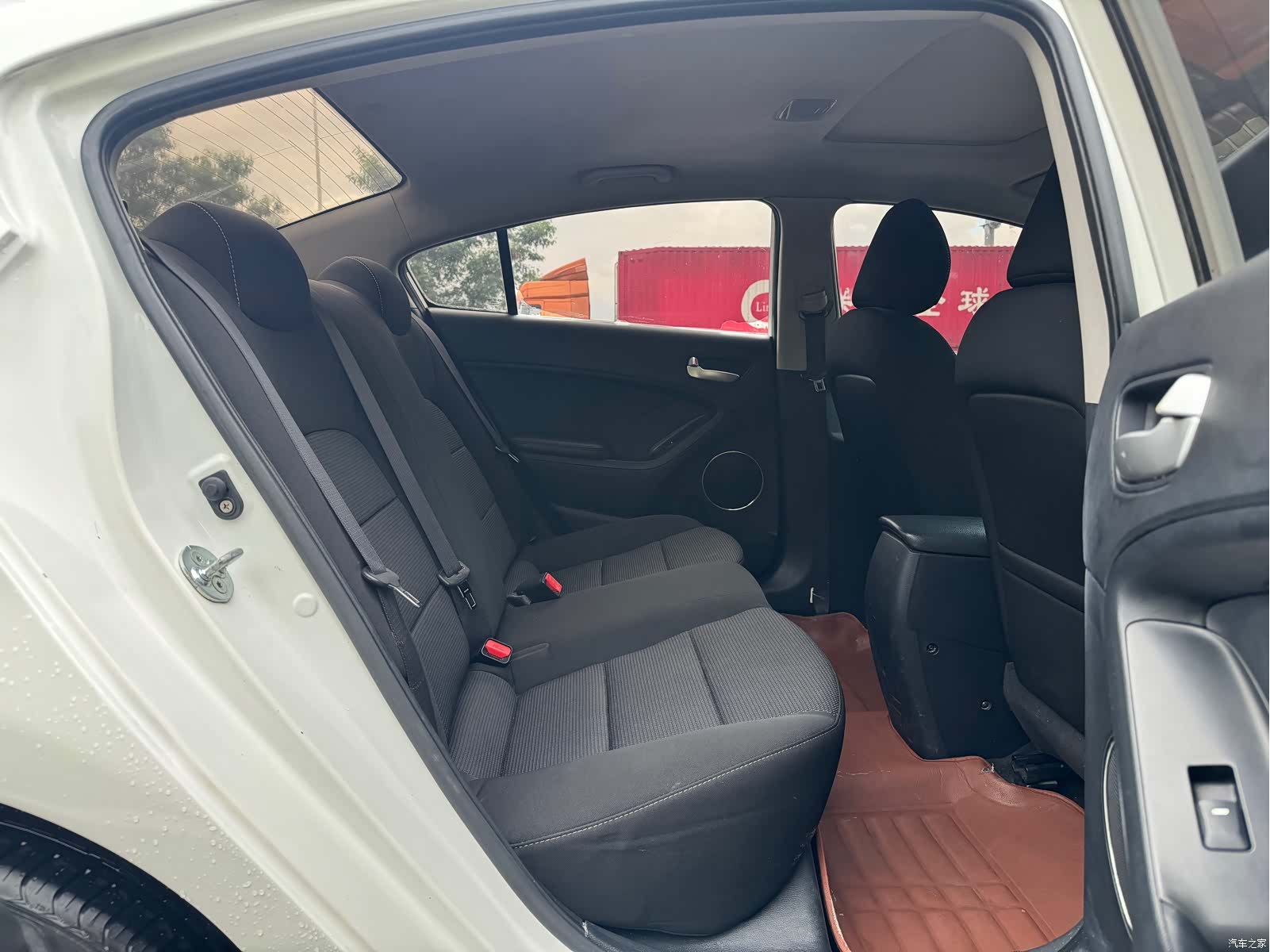 Kia K3, 2017 8