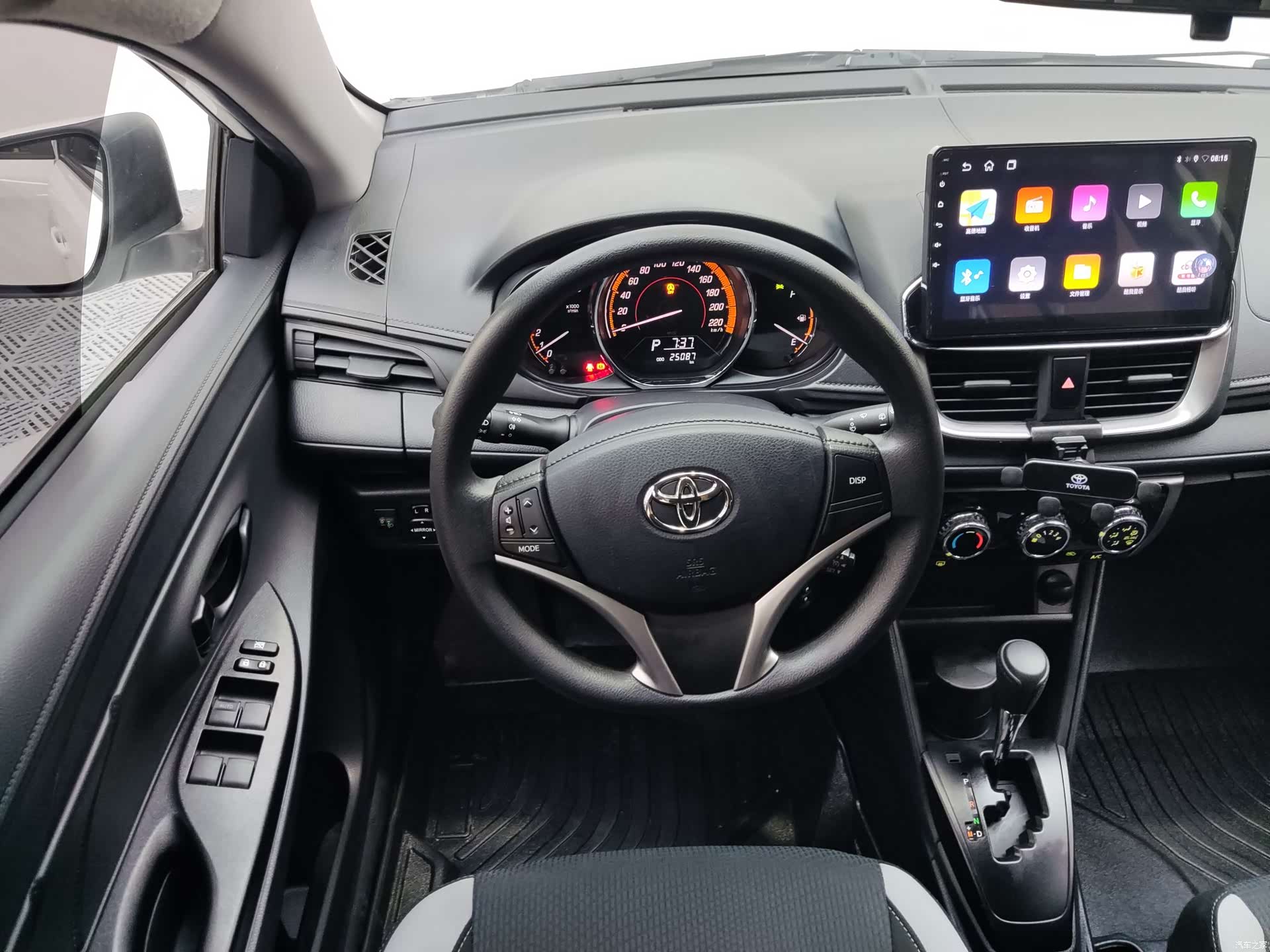 Toyota YARiS L, 2022 12