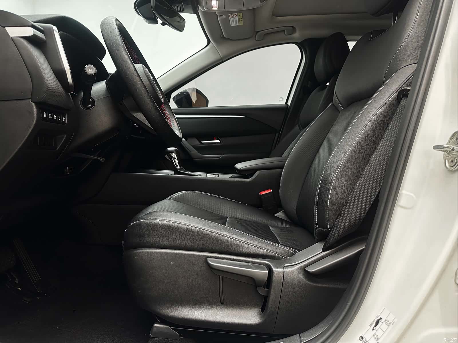 Mazda CX-50, 2023 19