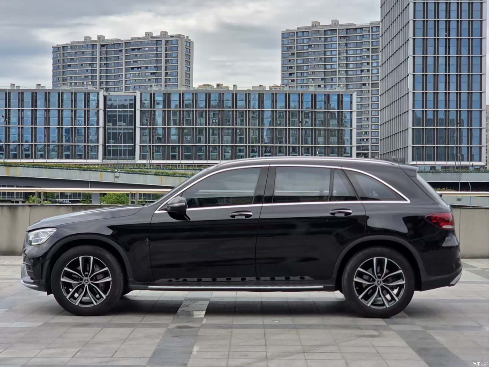 Mercedes-Benz GLC, 2022 2