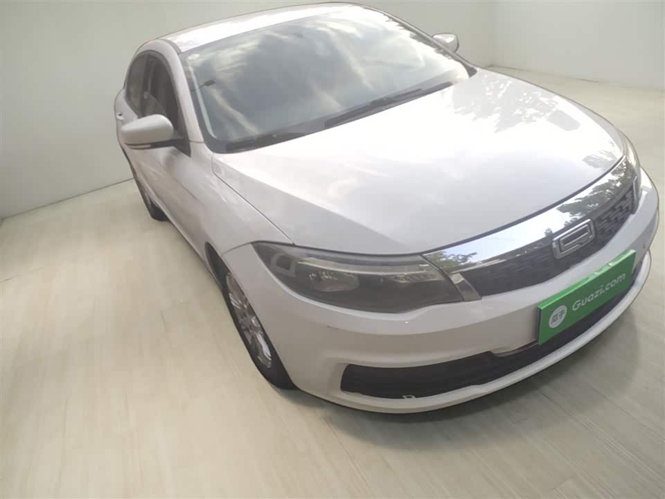 Qoros 3