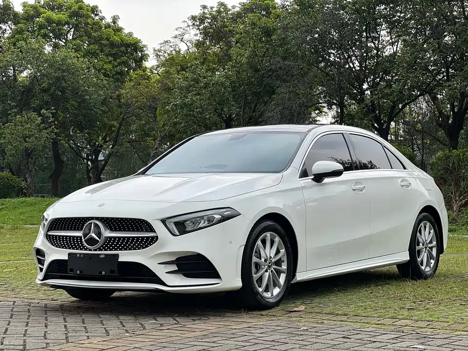 Mercedes-Benz Class A Mercedes-Benz Class A