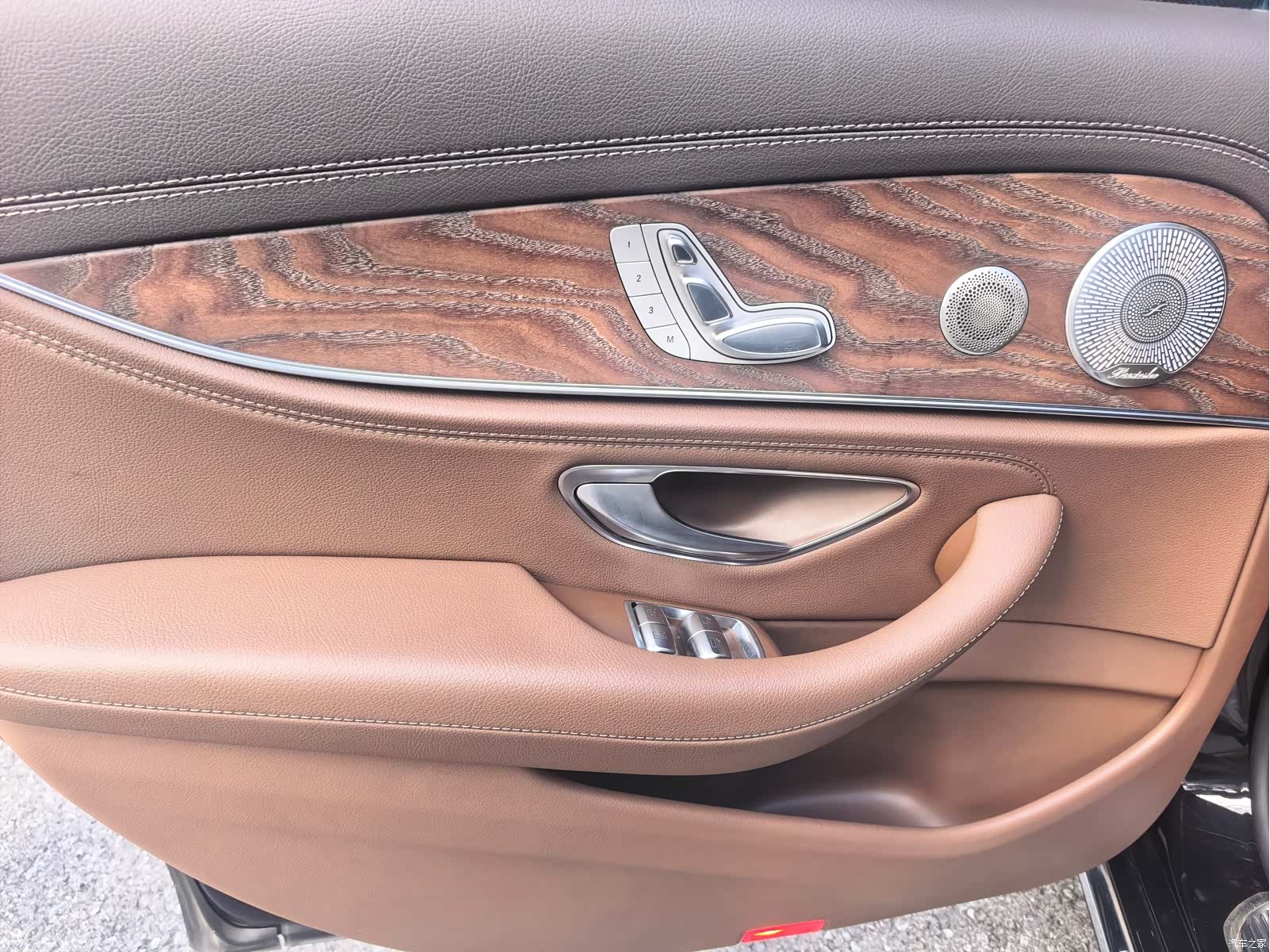 Mercedes-Benz E-Class, 2023 9
