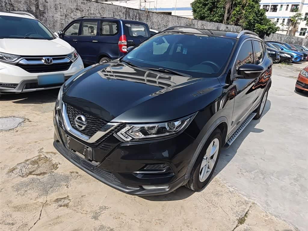 Nissan Qashqai 2021 2.0L CVT Smart