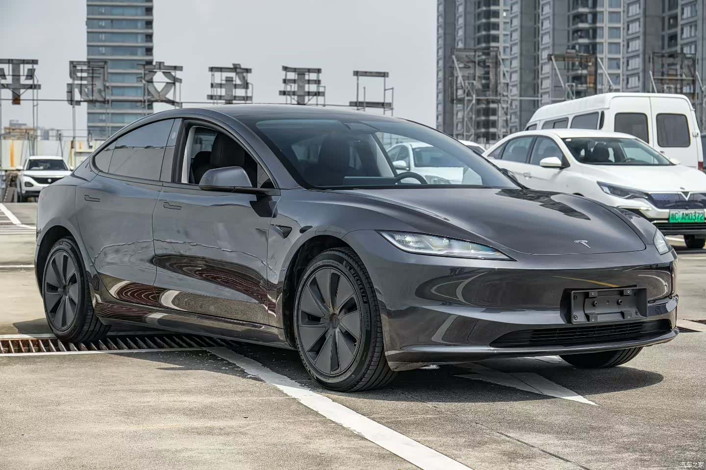 Tesla Model 3, 2024 3