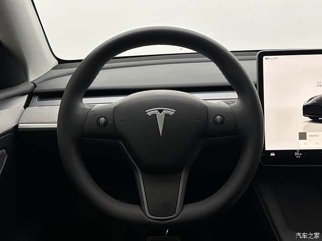 Tesla Model Y, 2024 11