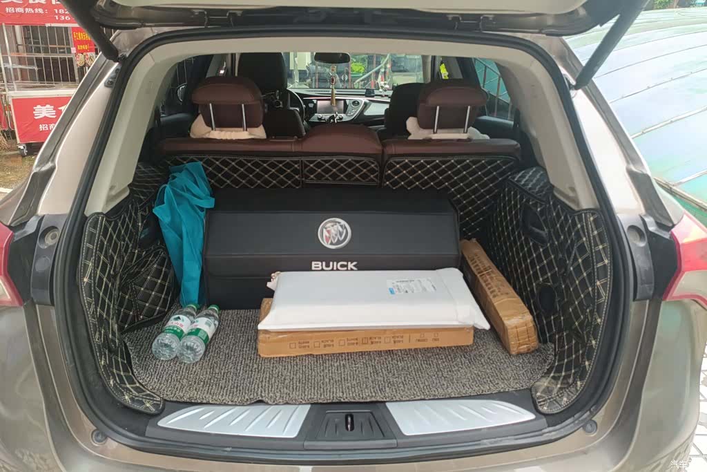 Buick Envision Plus, 2019 4