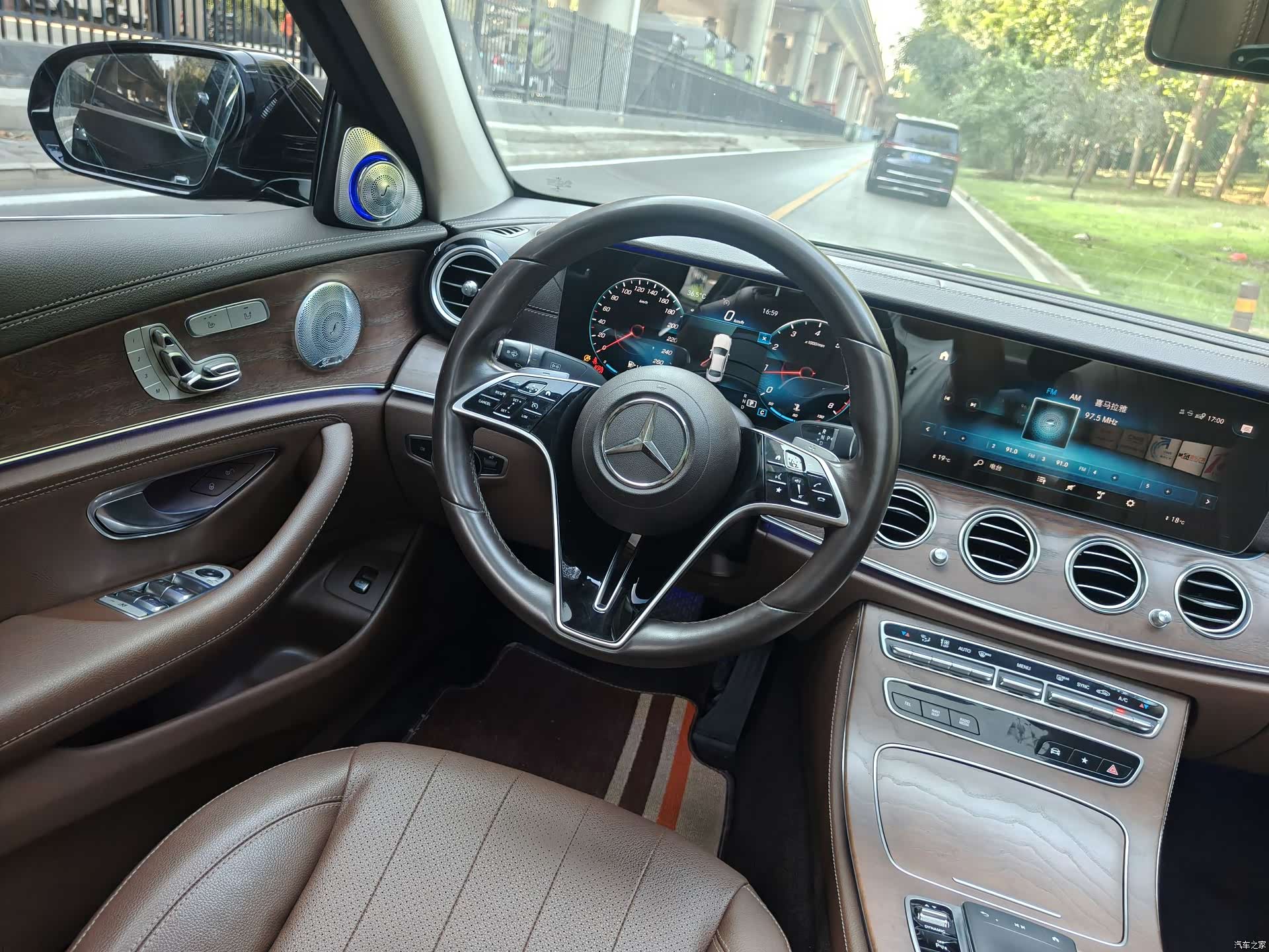 Mercedes-Benz E-Class, 2020 6