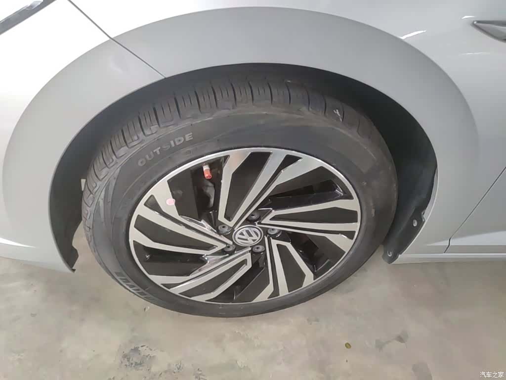 Volkswagen Sagitar, 2021 23