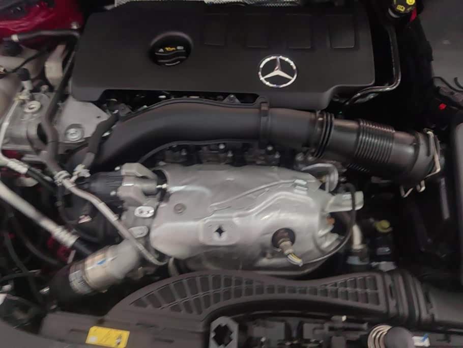 Mercedes-Benz GLA Mercedes-Benz GLA