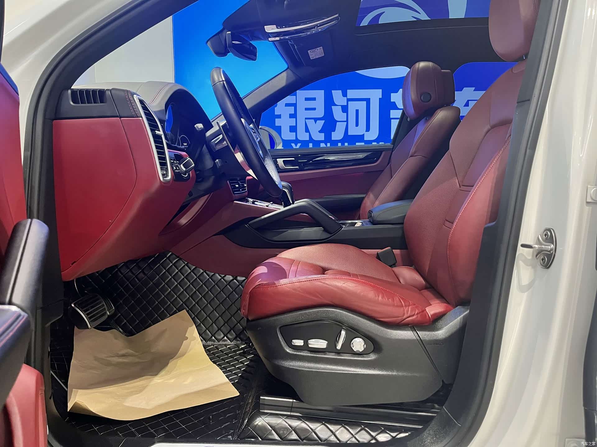 Porsche Cayenne, 2019 11