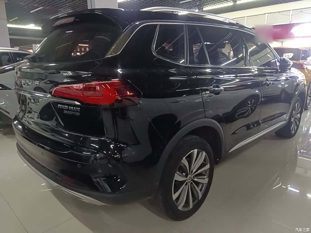 Roewe RX5, 2020 7