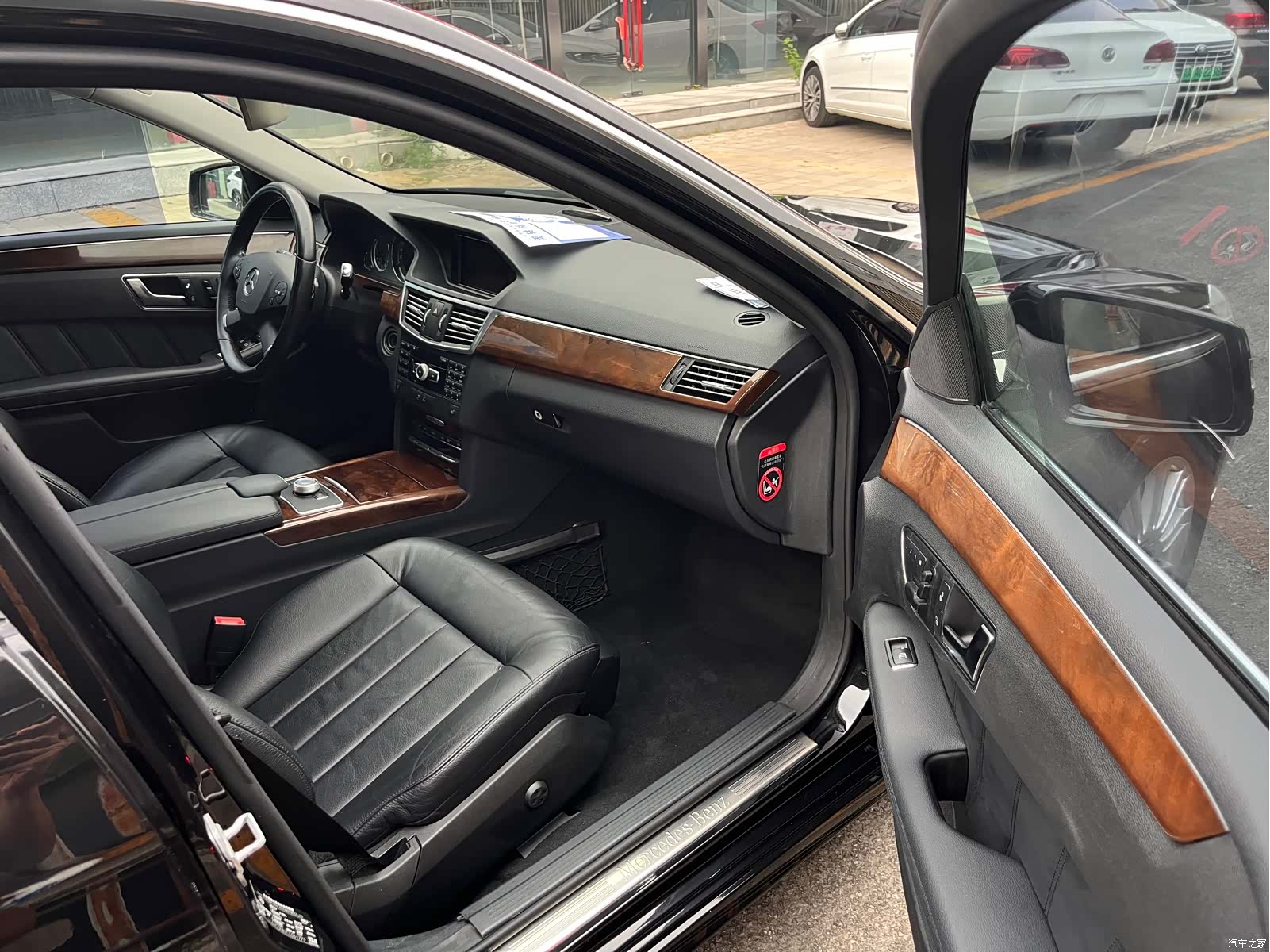 Mercedes-Benz E-Class, 2012 15