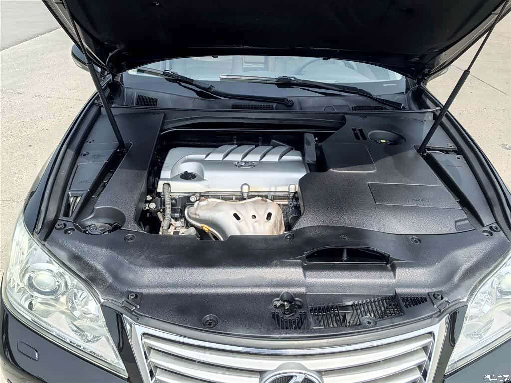 Lexus ES, 2012 4