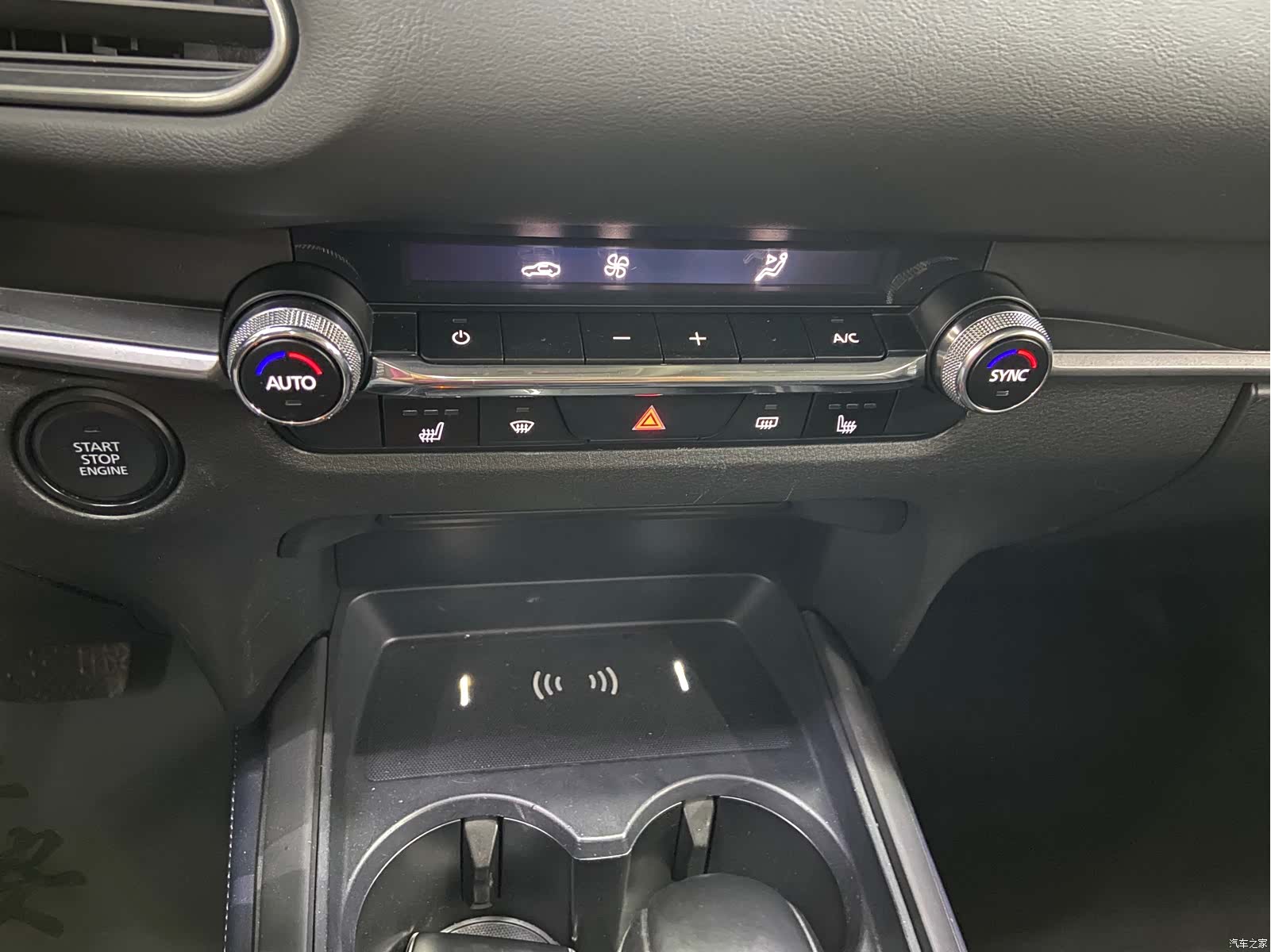 Mazda CX-30, 2021 24