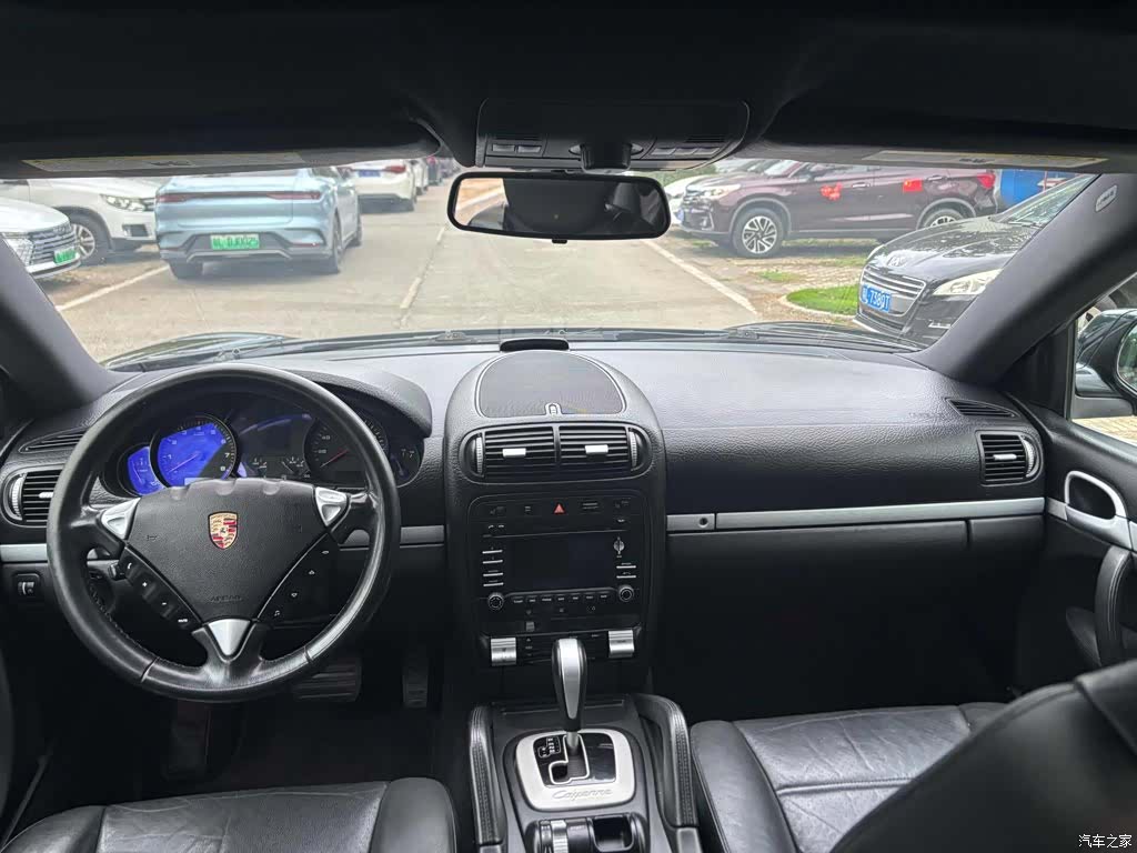 Porsche Cayenne, 2010 7