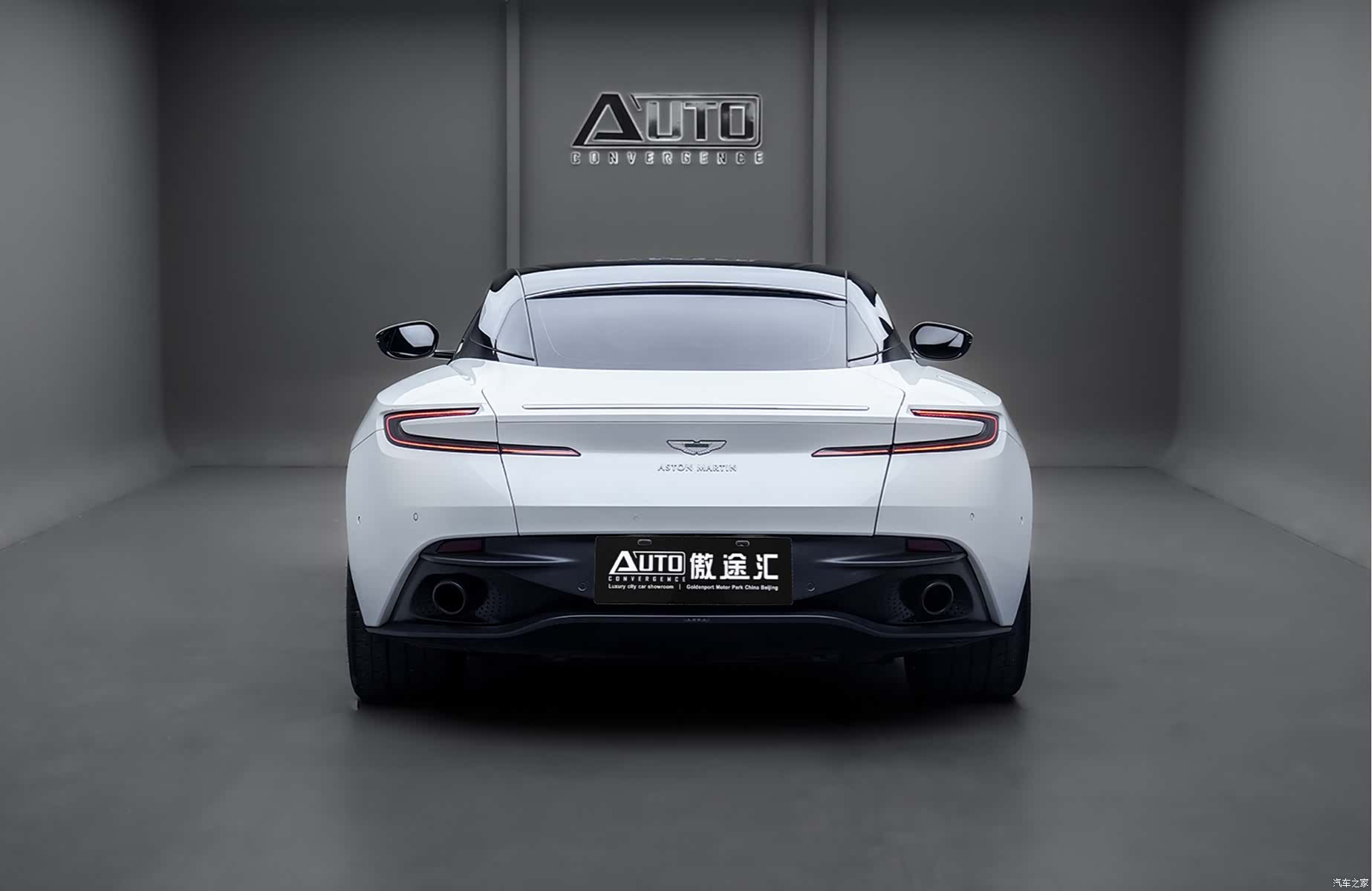 Aston Martin DB11, 2019 4