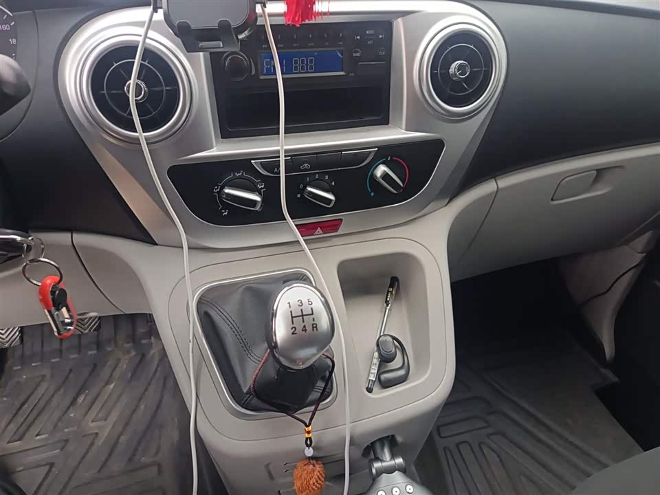 JAC Refine Ruifeng M3